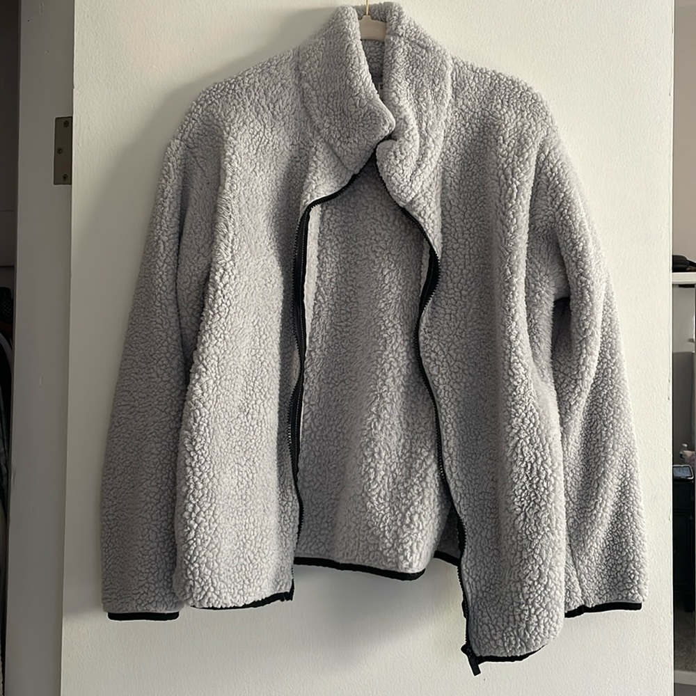 Gray zip up teddy jacket